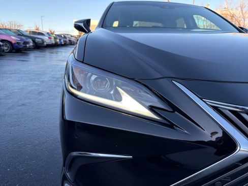Used 2021 Lexus ES 250 w/ Premium Package image 28