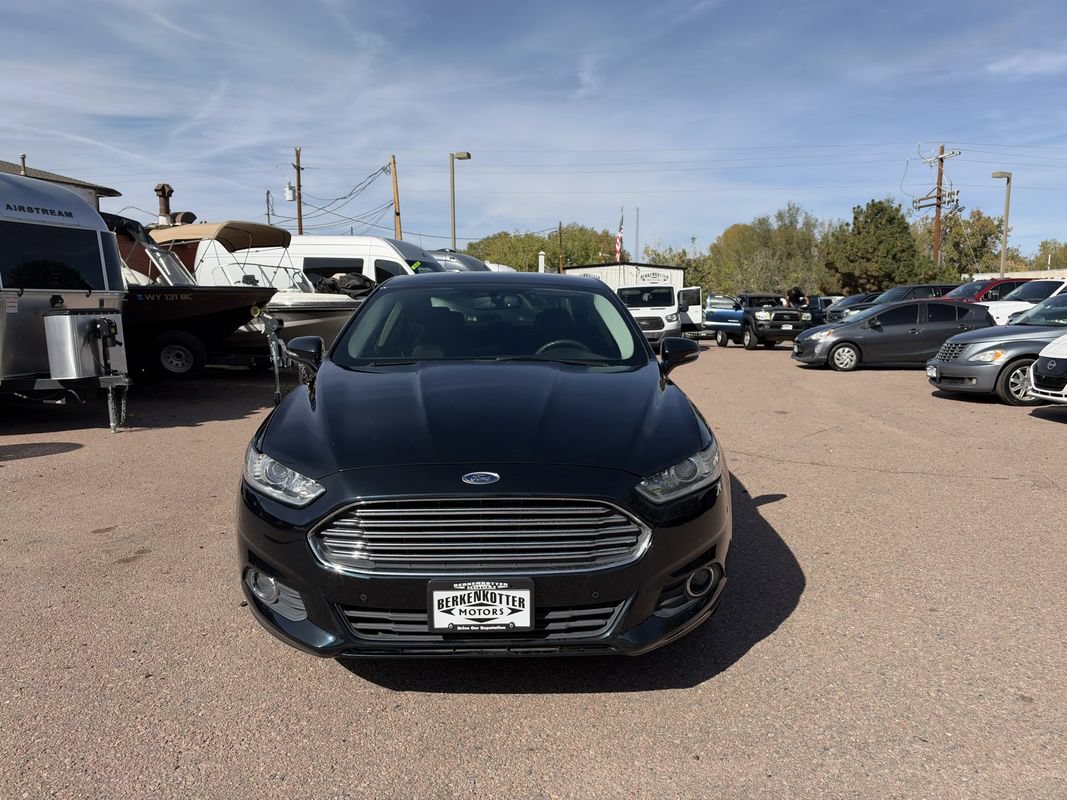 Used 2014 Ford Fusion SE w/ Equipment Group 202A FWD image 10