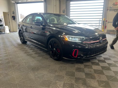 Used 2024 Volkswagen Jetta GLI Autobahn image 1