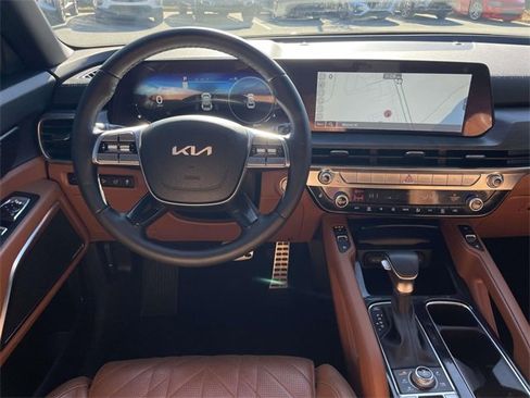 Certified 2025 Kia Telluride SX X-Line image 3