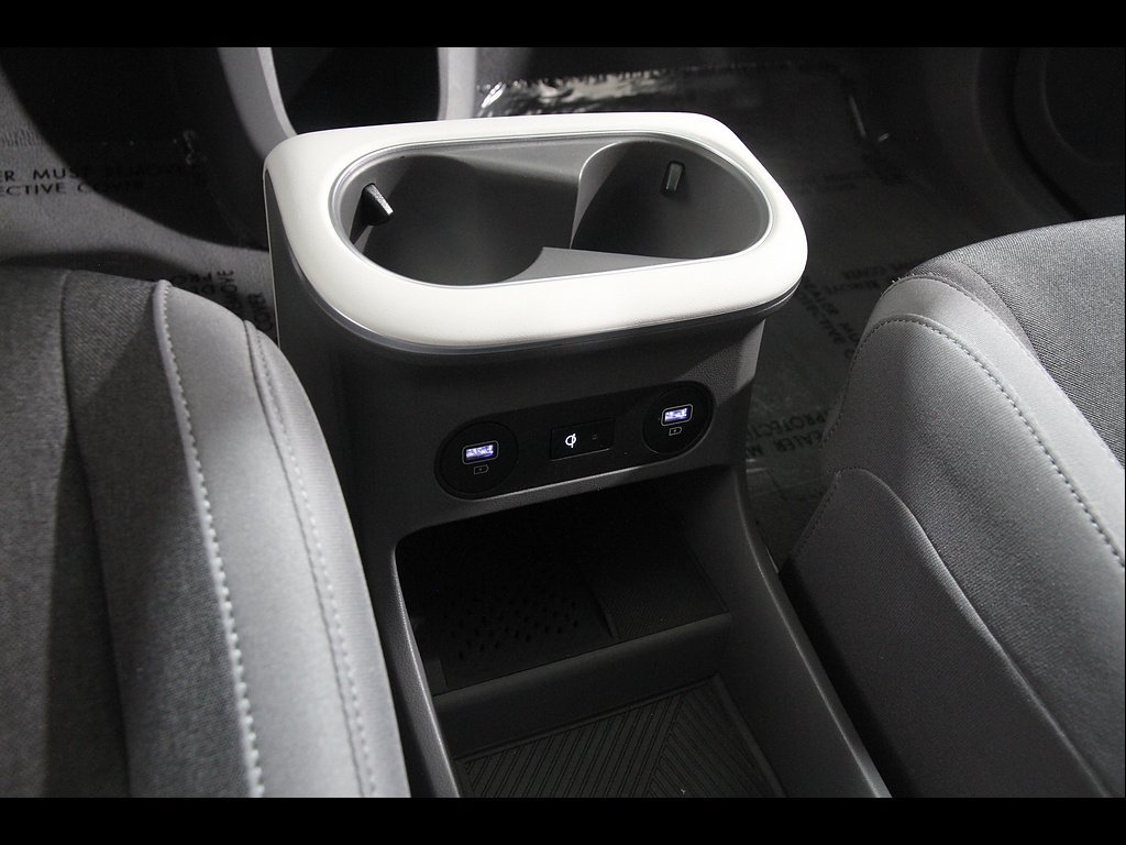 Certified 2024 Hyundai Ioniq 5 SEL RWD image 17