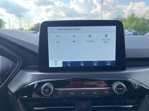 New 2025 Ford Escape Active w/ Cold Weather Package image 18