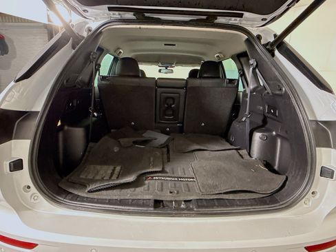 Used 2022 Mitsubishi Outlander SEL FWD image 35