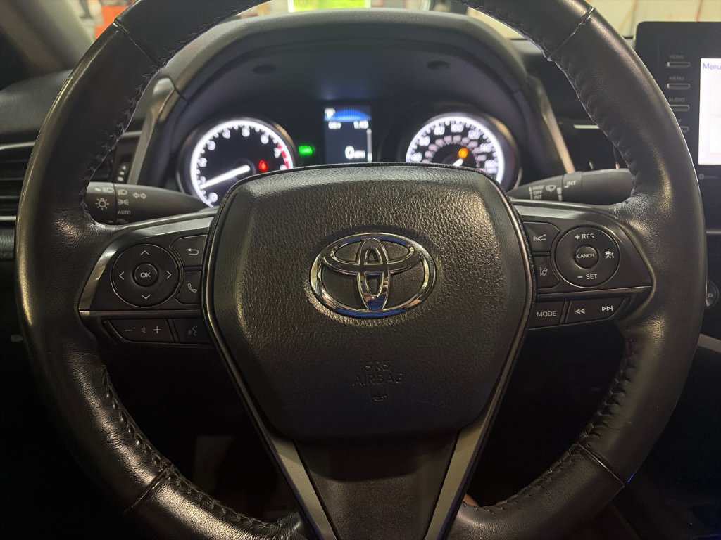 Used 2024 Toyota Camry SE w/ Cold Weather Package FWD image 26