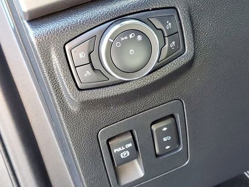 Used 2020 Ford F150 XLT w/ Equipment Group 302A Luxury AWD/4WD image 14