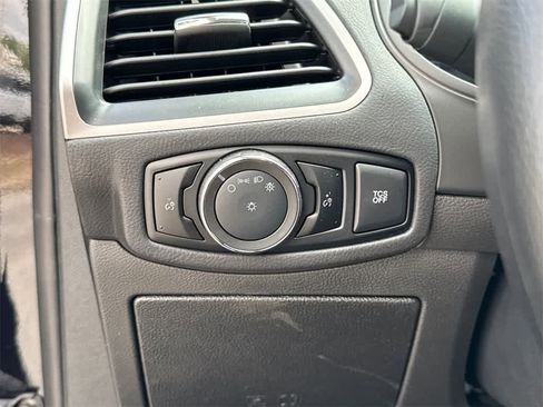 New 2024 Ford Edge SE image 30