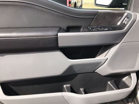 Used 2025 Ford F150 XLT w/ Equipment Group 301A Standard image 13