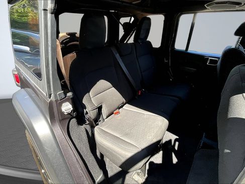 Used 2021 Jeep Wrangler Unlimited Sport AWD/4WD image 22