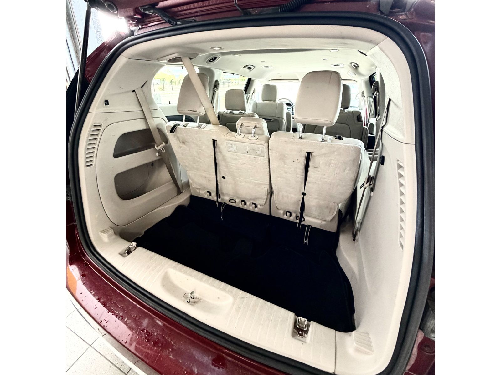 Used 2021 Chrysler Pacifica Touring-L FWD image 20