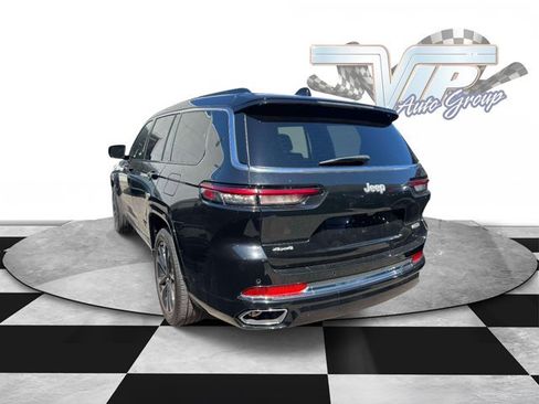 Used 2025 Jeep Grand Cherokee L Overland AWD/4WD image 4