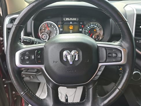 Used 2019 RAM 1500 Big Horn AWD/4WD image 12