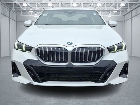 Certified 2026 BMW 530i xDrive w/ M Sport Package image 2