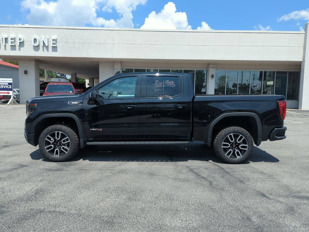 Used 2026 GMC Sierra 1500 AT4 w/ AT4 Premium Package AWD/4WD image 3
