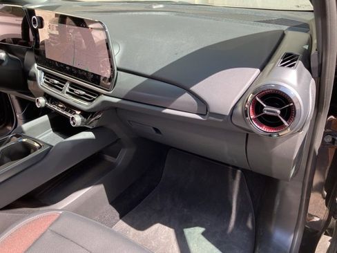 Used 2024 Chevrolet Equinox EV RS image 21