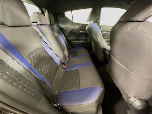 Certified 2022 Toyota C-HR XLE image 24