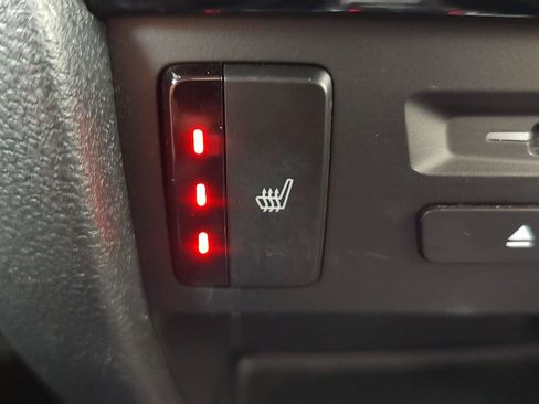 Used 2021 Honda Pilot Touring image 13