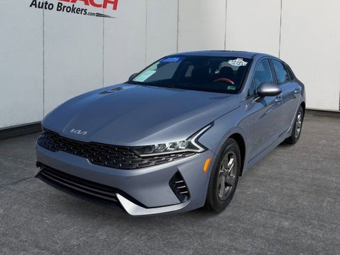 Used 2022 Kia K5 LXS image 1