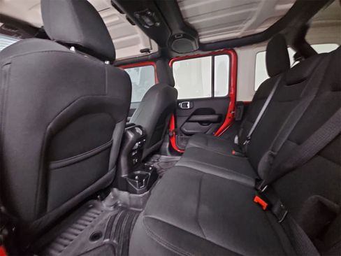 Used 2021 Jeep Wrangler Unlimited Sahara w/ Uconnect 4C Nav & Sound Group image 18