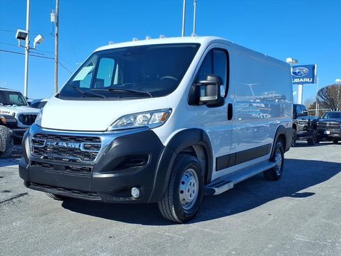 Used 2023 RAM ProMaster 2500 image 3