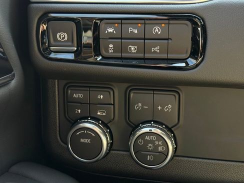 New 2026 GMC Yukon Elevation w/ LPO, Floor Liner Package image 21