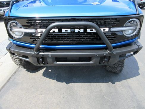 Used 2023 Ford Bronco Wildtrak AWD/4WD image 16