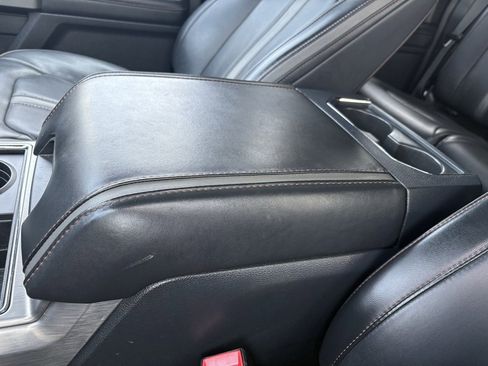 Used 2022 Ford F350 Platinum image 46