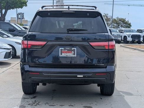 New 2026 Toyota Sequoia Platinum image 5
