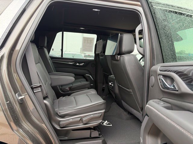 Used 2021 GMC Yukon Denali w/ Denali Premium Package AWD/4WD image 21
