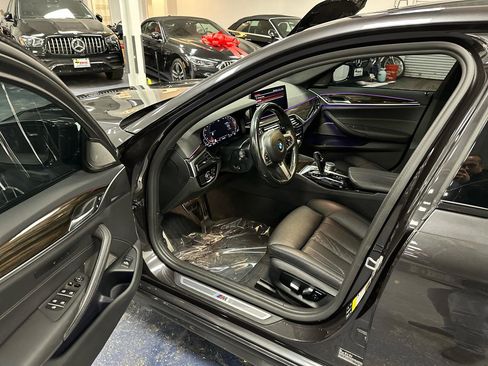 Used 2022 BMW 540i xDrive w/ M Sport Package AWD/4WD image 14