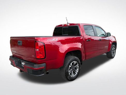 Used 2022 Chevrolet Colorado Z71 AWD/4WD image 6