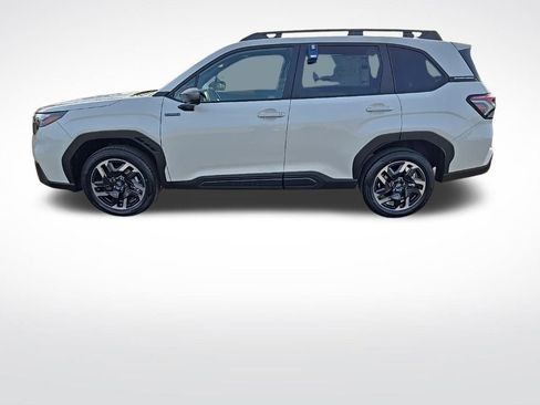 New 2025 Subaru Forester Premium image 4