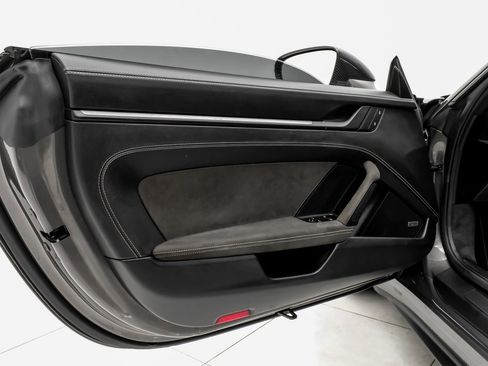 Used 2022 Porsche 911 GT3 image 36