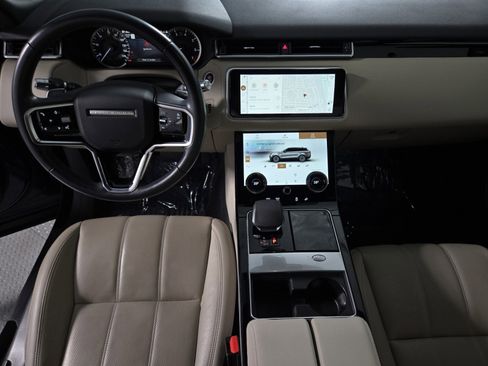 Used 2022 Land Rover Range Rover Velar S image 4