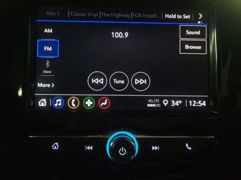 Used 2023 Chevrolet Traverse LS image 25