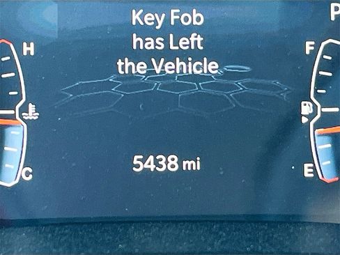 Used 2025 Jeep Compass Latitude image 12