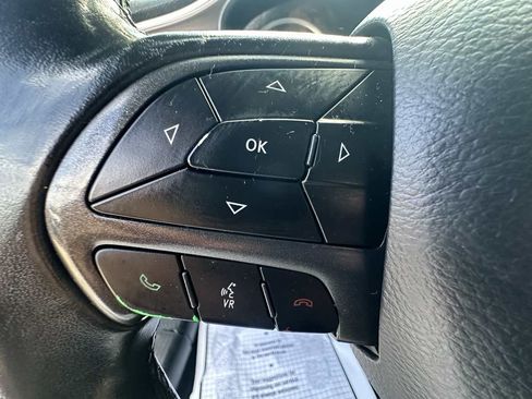 Used 2019 Dodge Challenger SXT AWD/4WD image 15