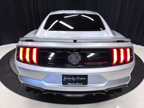 Used 2019 Ford Mustang GT Premium w/ Equipment Group 401A RWD image 45