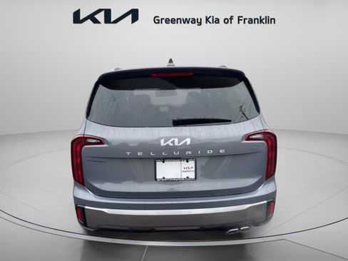 New 2025 Kia Telluride S image 6