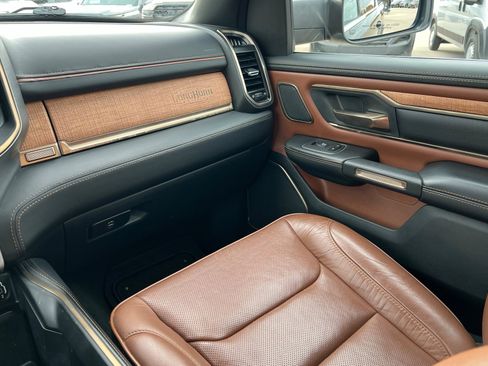 Used 2023 RAM 1500 Limited image 12