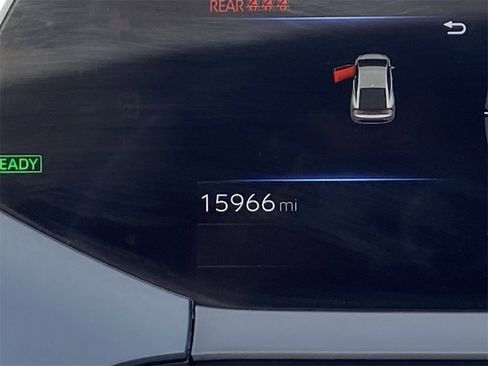 Certified 2025 Toyota Prius LE image 34