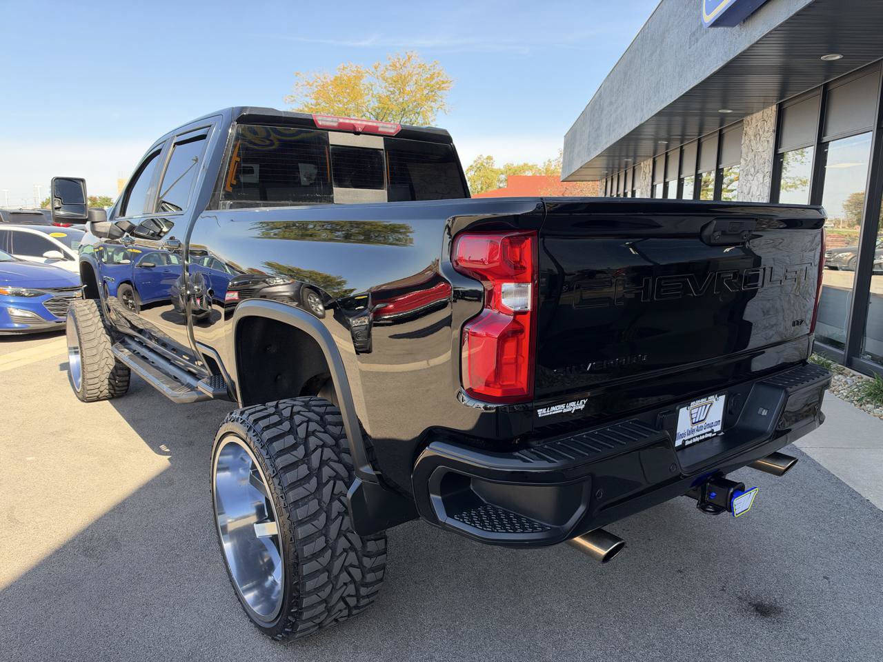 Used 2021 Chevrolet Silverado 2500 LTZ w/ LTZ Plus Package AWD/4WD image 5