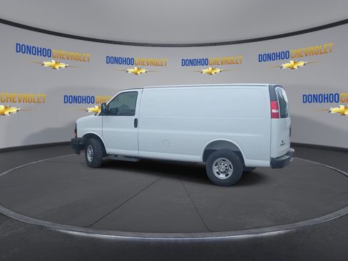 New 2025 Chevrolet Express 2500 RWD image 10