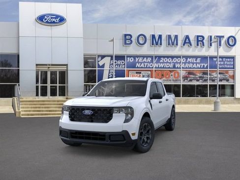 New 2026 Ford Maverick XLT w/ Equipment Group 301A AWD/4WD image 2