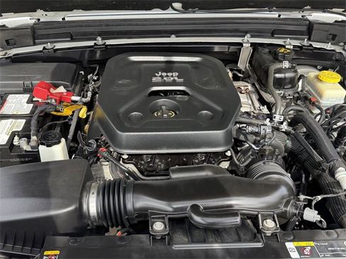 Used 2021 Jeep Wrangler Unlimited Sport image 26