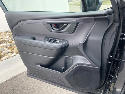 Used 2026 Subaru Forester Premium image 17