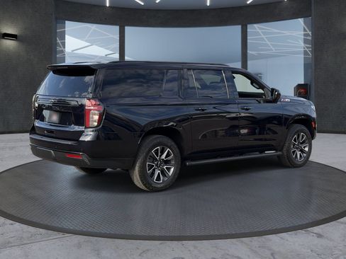 Certified 2024 Chevrolet Suburban Z71 w/ Max Trailering Package AWD/4WD image 6