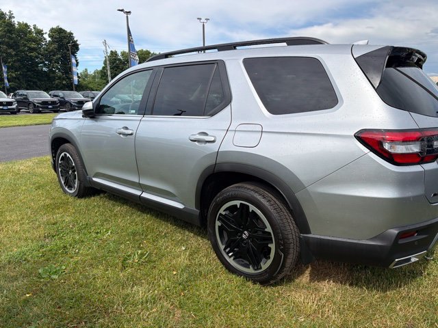 Used 2026 Honda Pilot Touring image 5