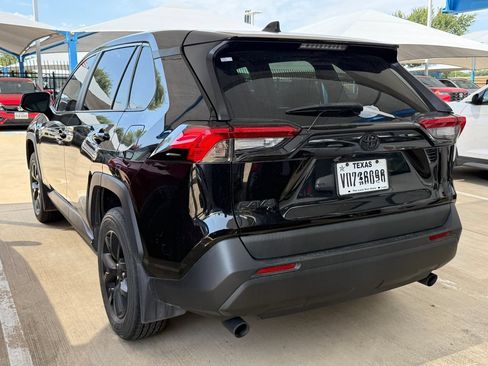 Used 2024 Toyota RAV4 LE FWD image 7