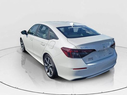 Certified 2025 Honda Civic Sport Touring image 32