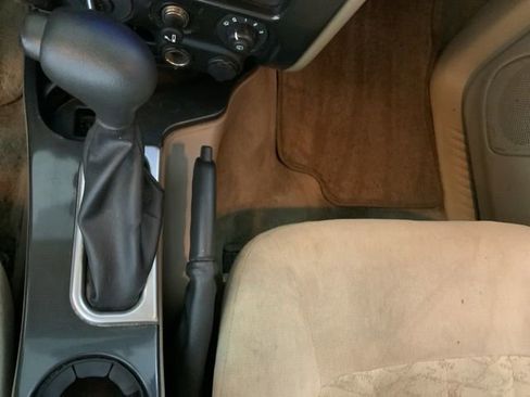 Used 2004 GMC Envoy SLE AWD/4WD image 19